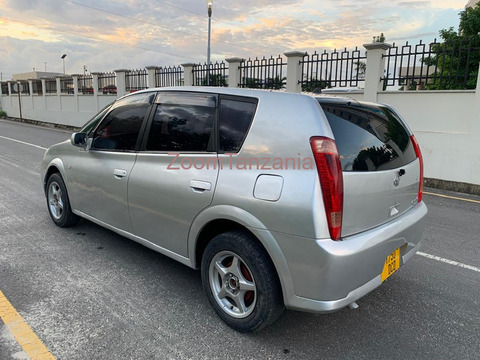 Toyota Opa - 6/6