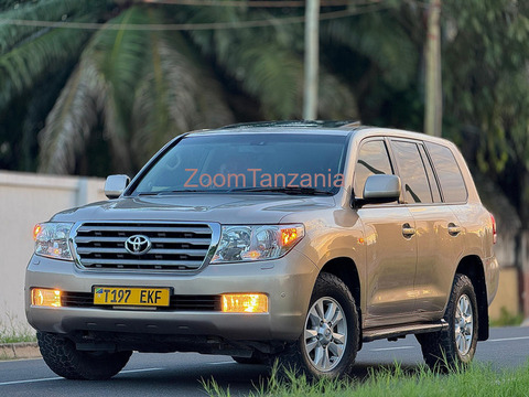 Landcruiser VX V8 - 6/6