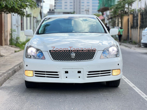 Toyota Crown Athlete DY - 6/6