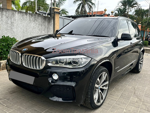 Bmw x5.      2015 - 3/6