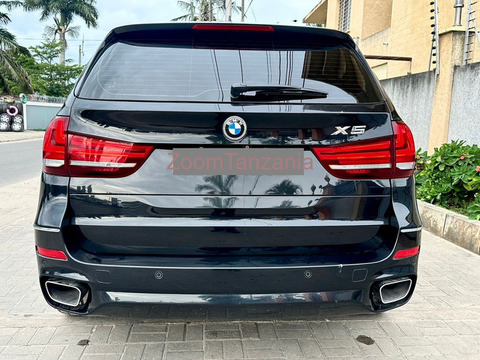 Bmw x5.      2015 - 6/6