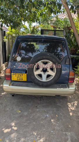 Escudo.       2000 - 2/6