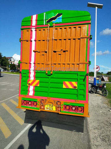 Mitsubishi canter nzuri ml:58,000,000/= - 4/4