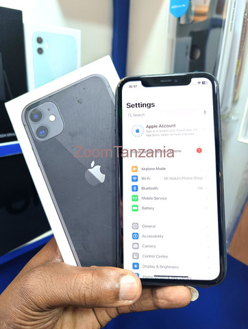 IPhone 11 plain 0762343816