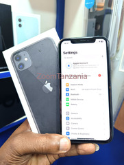 IPhone 11 plain 0762343816