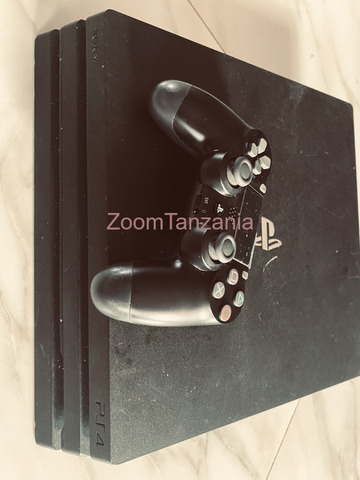 Playstation 4 pro with games