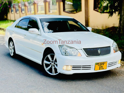 Toyota crown - 4/6