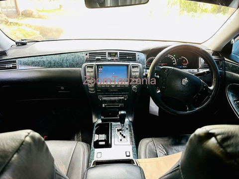 Toyota crown - 5/6