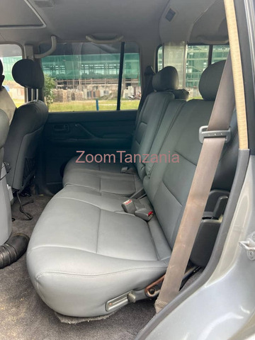 Landcruiser.    VX.      2000 - 6/6