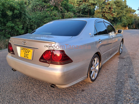 Toyota crown - 6/6