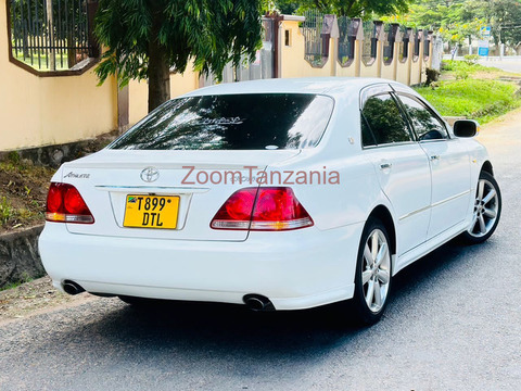 Toyota crown - 6/6