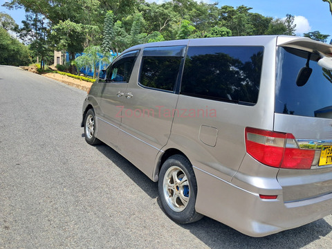 Toyota alphard - 2/6