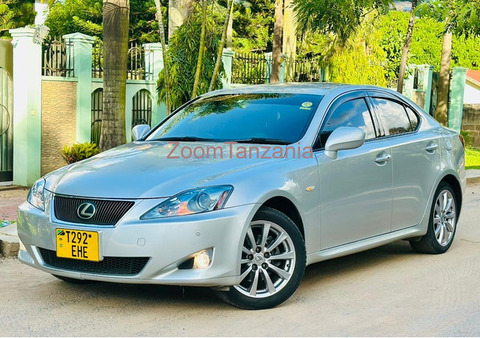 LEXUS IS (EHE) - 3/5