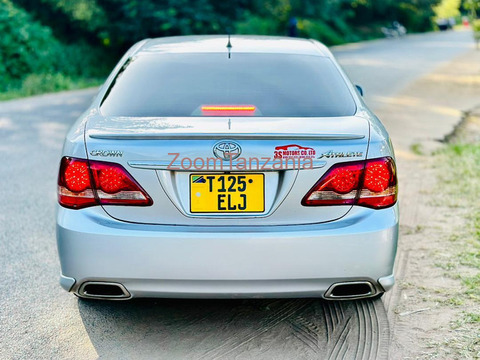 Toyota crown - 4/4