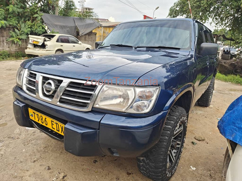 Nissan. Patrol  TD 42.       2004 - 4/6
