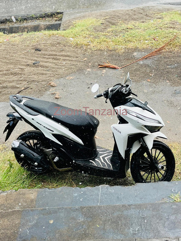 HONDA VARIO 150 - 2/2