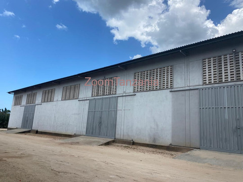 Godown for rent at mbezi Beach - 5/6
