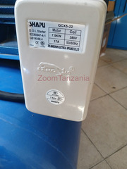 COMPRESSOR
