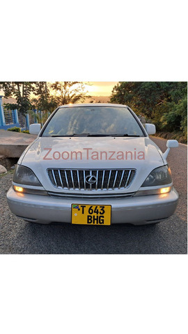 Toyota harrier - 1/5