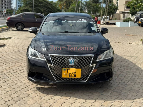 Toyota crown - 2/6