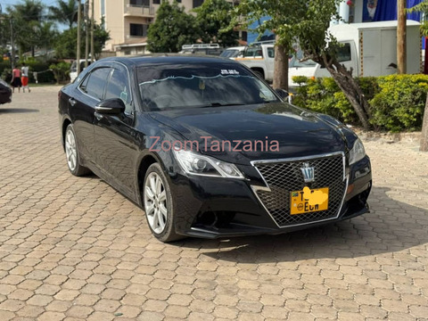 Toyota crown - 3/6