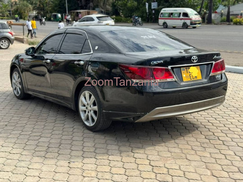 Toyota crown - 4/6
