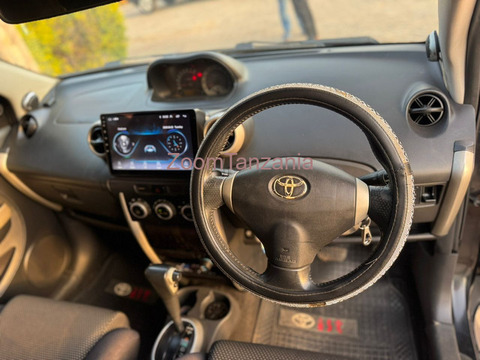 Toyota ist - 4/6