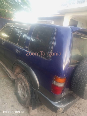 Isuzu. Bighorn.      2005 - 6/6