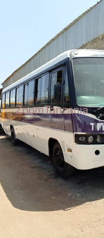 TATA BUS - 1/6