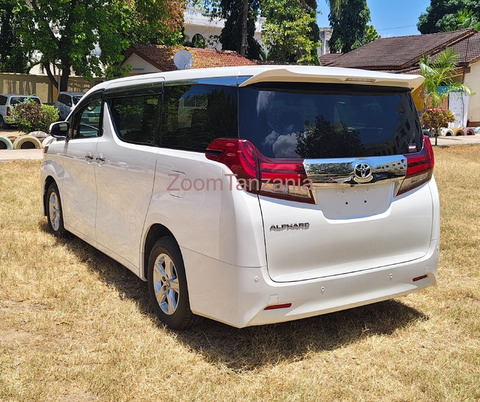 2015 Toyota Alphard - 4/6