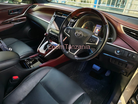 Toyota Harrier - 6/6
