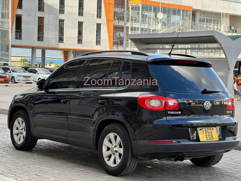 Volkswagen Tiguan.     2009 - 6/6