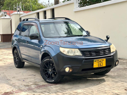Subaru. Forester.     2009 - 3/6