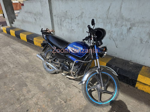 Hero Hunter 125cc - 1/3