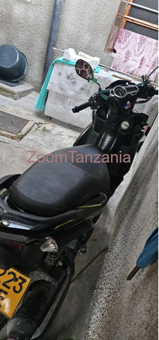 Honda 125cc - 2003 - 2/3