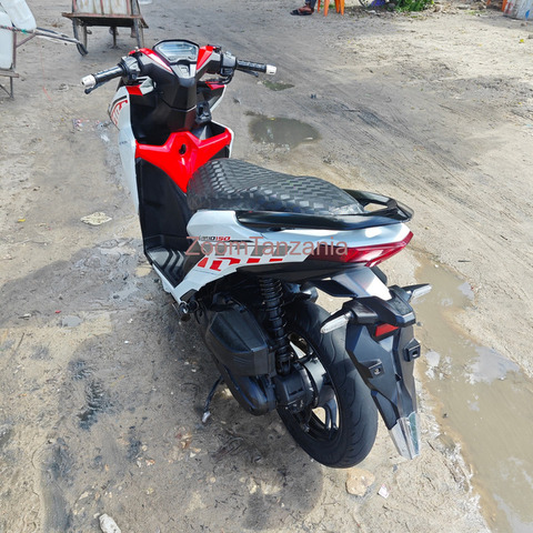 Honda Vario - 150cc - 2016 - 2/6