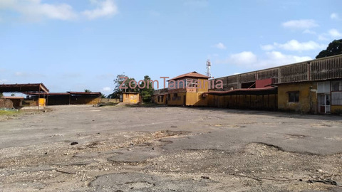 Spacious Yard for rent at mbagala mission - 4/6