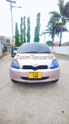 VITZ GARI NZURI SANA NO CWB:Ml 6,500,000/= - 1/4