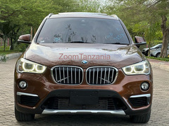 Bmw X1.      2018