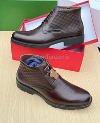 Men's leather boots