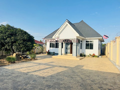 Nyumba ( stand alone ) inapangishwa buzuruga