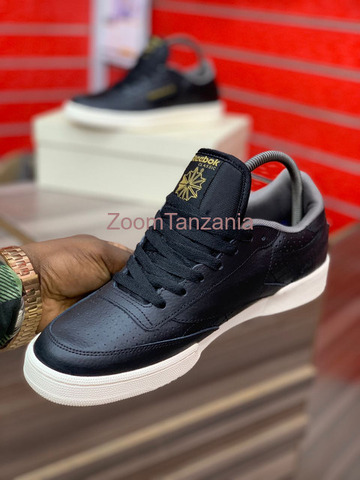 New leather sneakers - 1/5