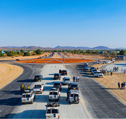Eneo la ukubwa heka mbili linauzwa nala ( limetazama barabara ya lami ringroad ) - 2/2