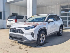 Selling My 2023 Toyota Rav 4 XLE AWD