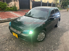 Starlet.       2000