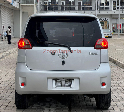 Porte.     2005 - 2/6