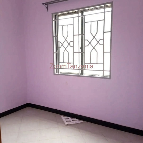 2BEDROOM HOUSE FOR RENT - 1/6