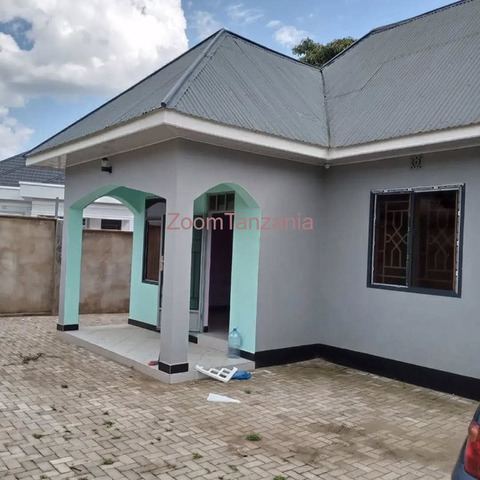 2BEDROOM HOUSE FOR RENT - 3/6