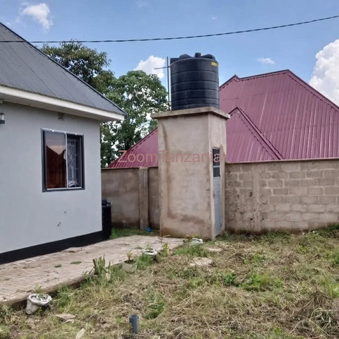 2BEDROOM HOUSE FOR RENT - 6/6