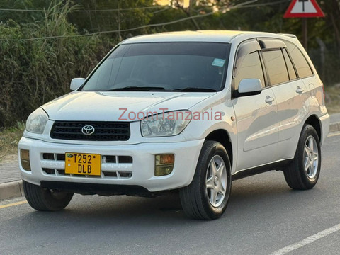 Rav 4.          2005 - 6/6